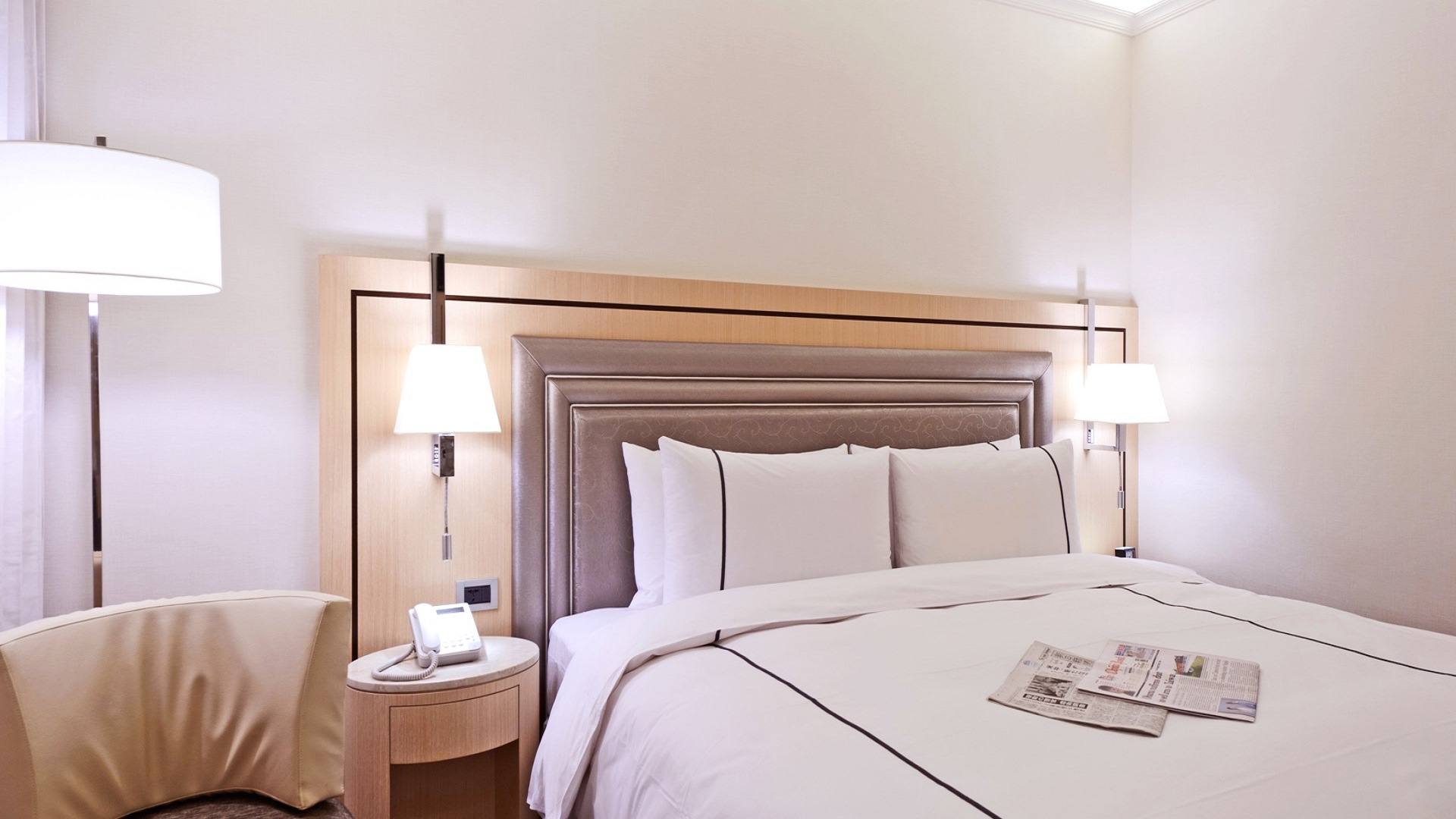 K Deluxe Room with Balcony3